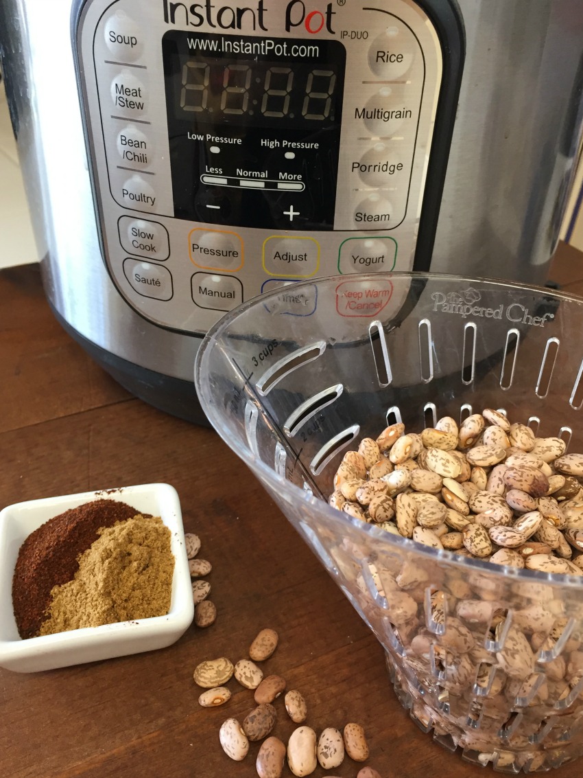 How to Make Refried Beans in the Instant Pot|Your Mom's Vegan