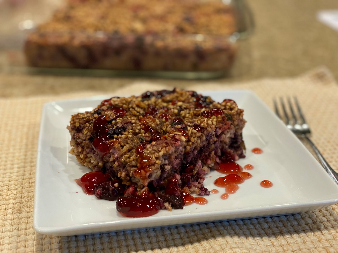 Vegan Baked Oats and Berries